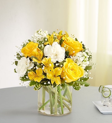 Yellow and White Delight Bouquet